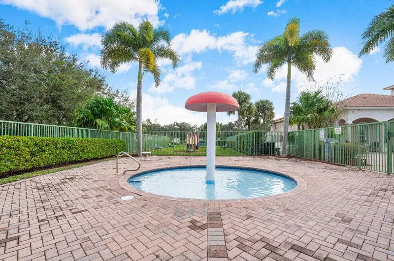 6768 Heritage Grande #7103 Boynton Beach, FL 33437