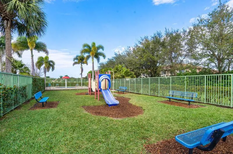 6768 Heritage Grande #7103 Boynton Beach, FL 33437