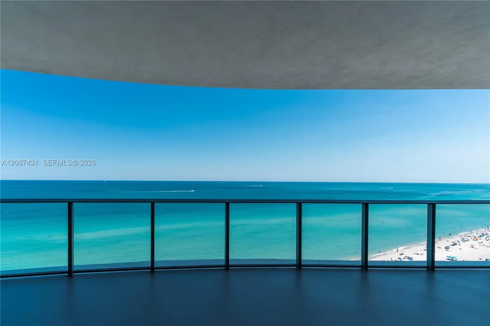 15701 Collins Ave #702 Sunny Isles Beach, FL 33160