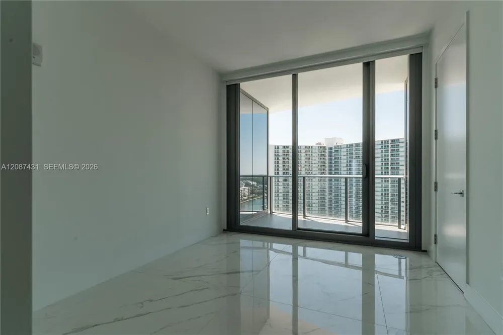 15701 Collins Ave #702 Sunny Isles Beach, FL 33160