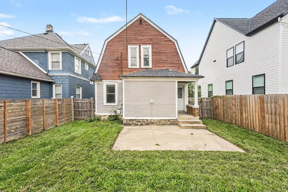 1416 Sigsbee Street SE Grand Rapids, MI 49506