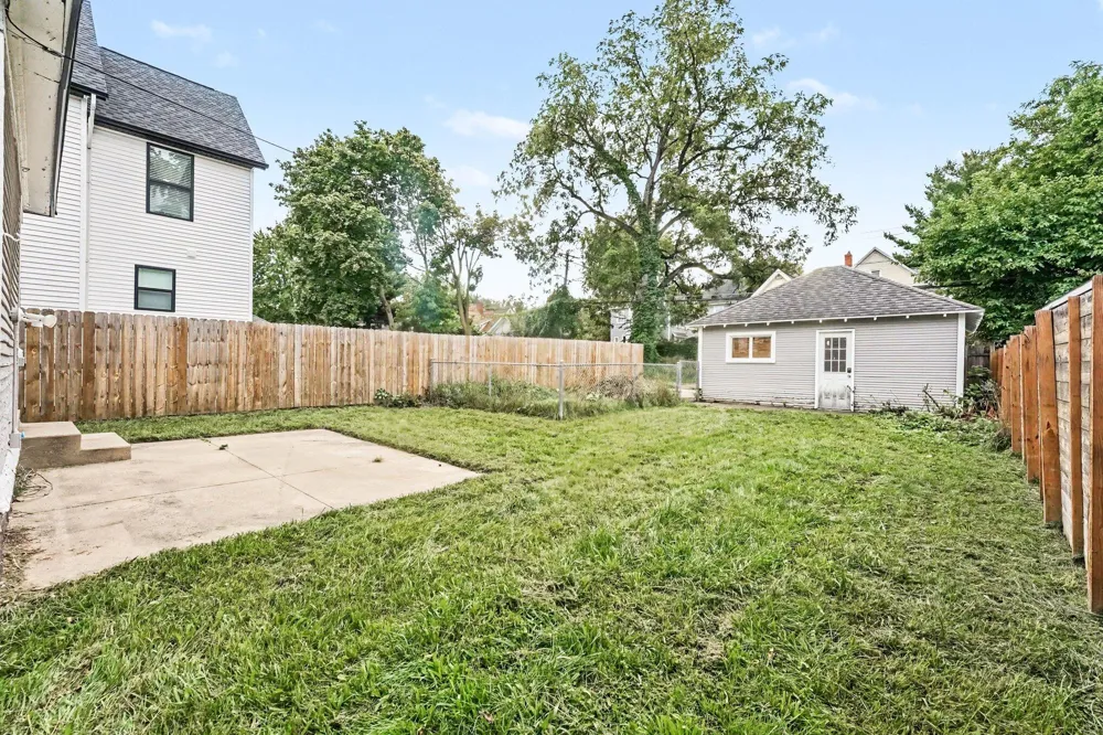 1416 Sigsbee Street SE Grand Rapids, MI 49506