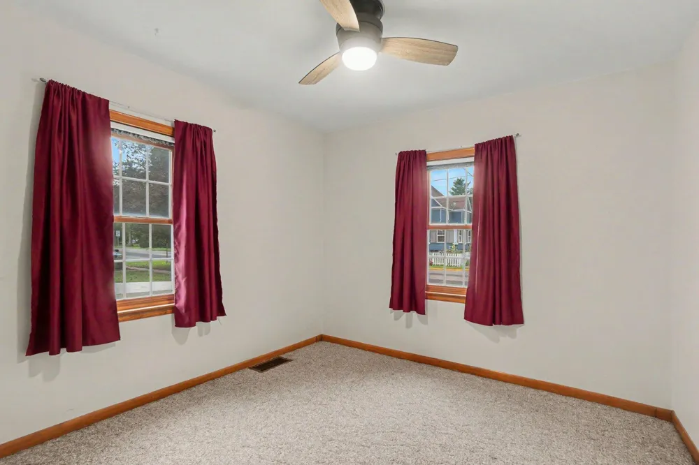 401 S Center Street Hartford, MI 49057