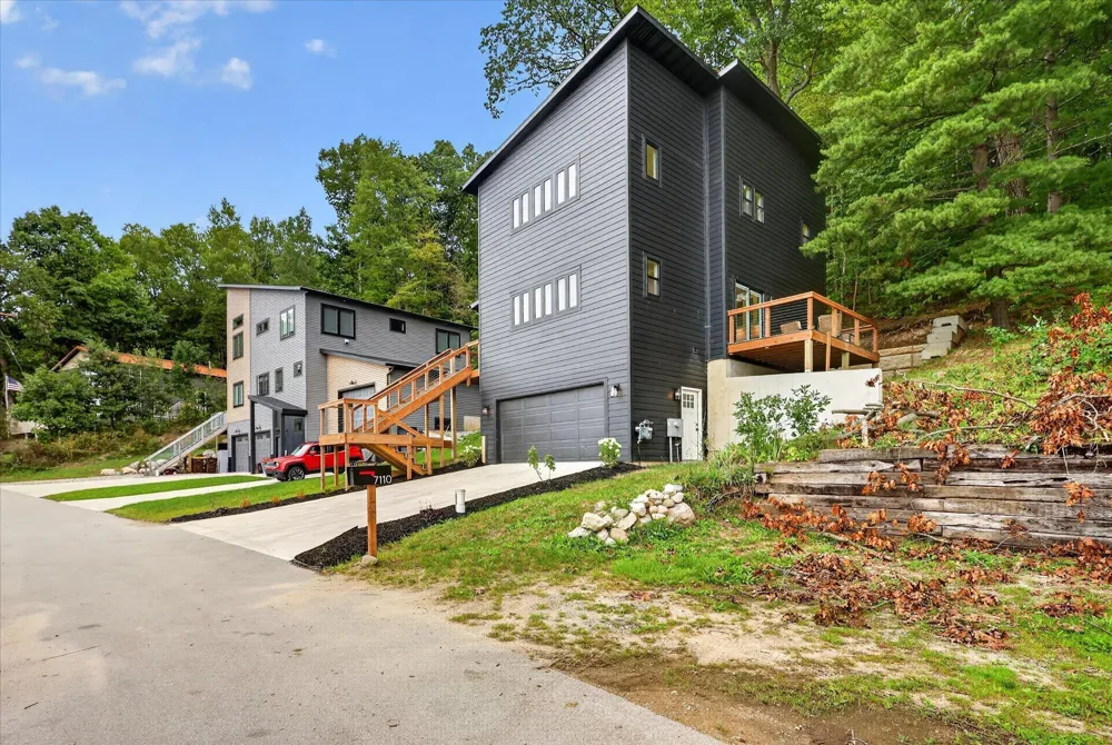 7110 Larned Drive NE Belding, MI 48809