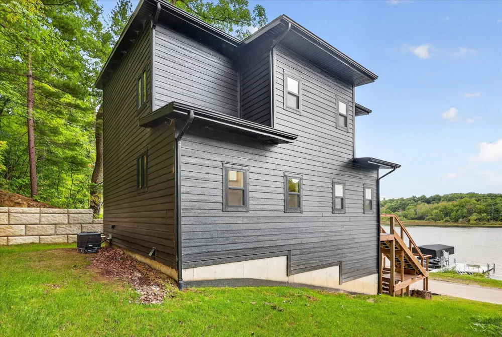 7110 Larned Drive NE Belding, MI 48809
