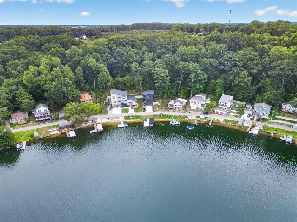 7110 Larned Drive NE Belding, MI 48809