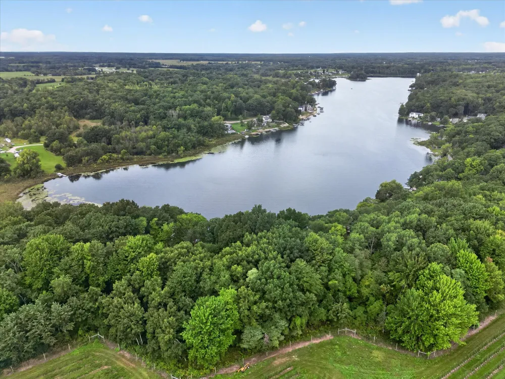 7110 Larned Drive NE Belding, MI 48809