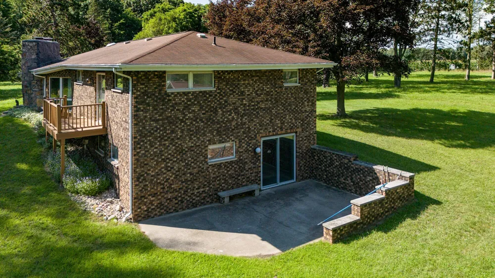 50295 St Joseph Street Paw Paw, MI 49079