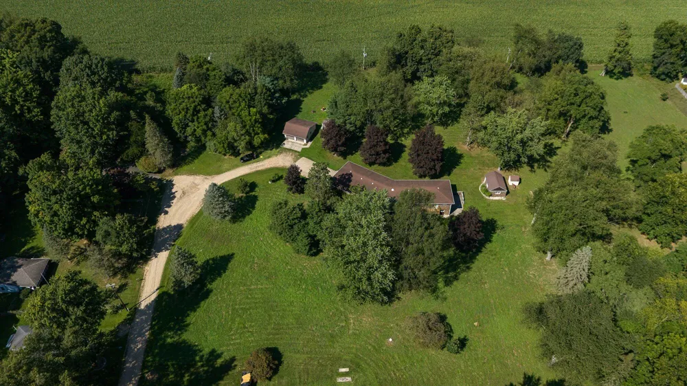 50295 St Joseph Street Paw Paw, MI 49079