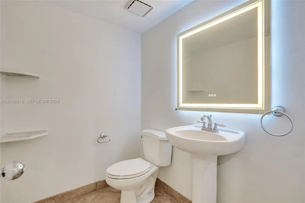 2689 NE 165th St #56 North Miami Beach, FL 33160