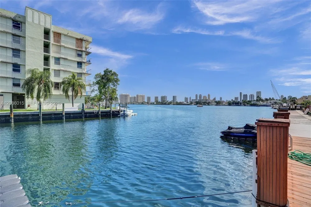 2689 NE 165th St #56 North Miami Beach, FL 33160
