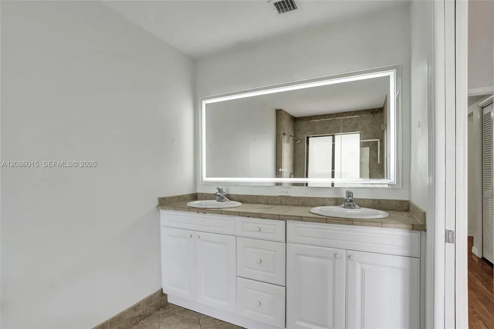 2689 NE 165th St #56 North Miami Beach, FL 33160