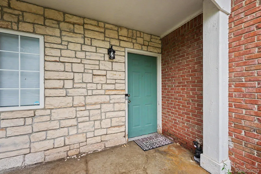 2263 Marissa Way Shelby Charter Township, MI 48316