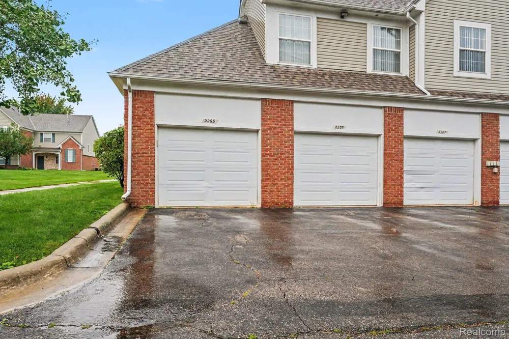 2263 Marissa Way Shelby Charter Township, MI 48316