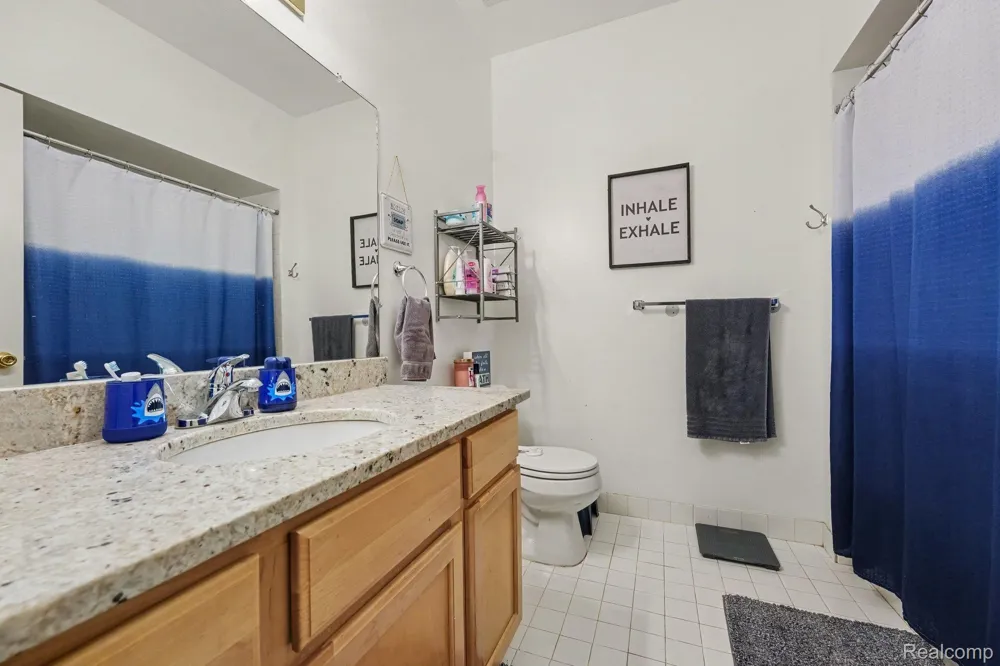 2263 Marissa Way Shelby Charter Township, MI 48316