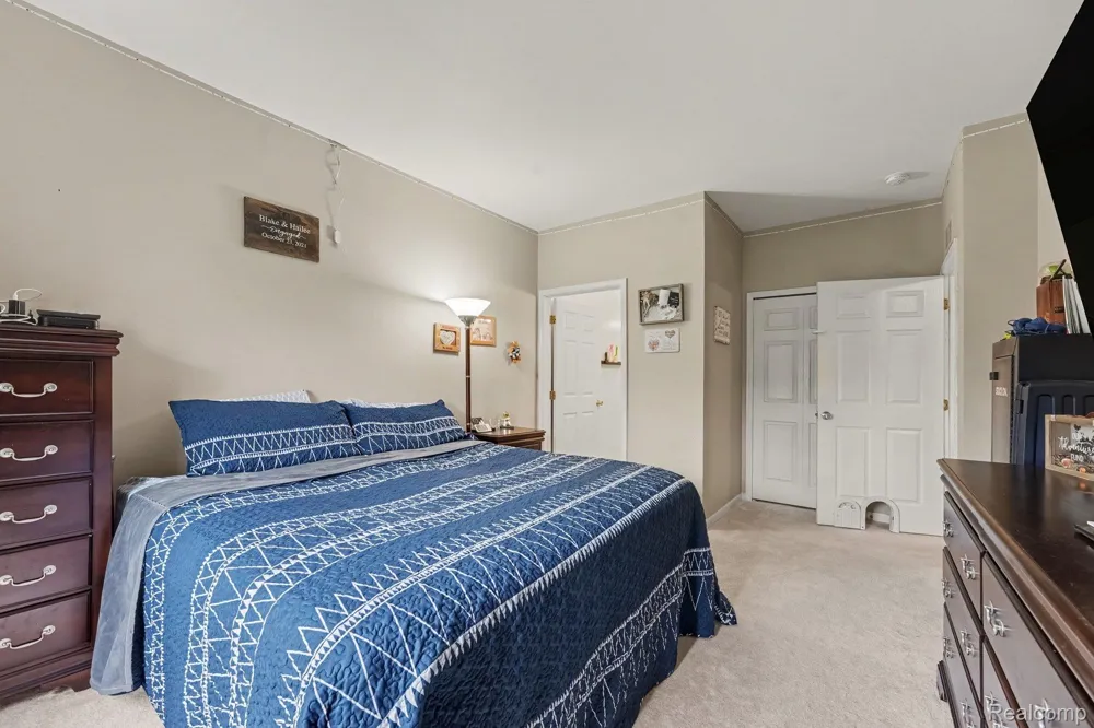 2263 Marissa Way Shelby Charter Township, MI 48316
