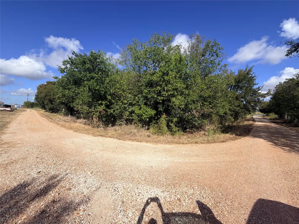 727 County Road 133 LOT 1 Burlington, TX 76519