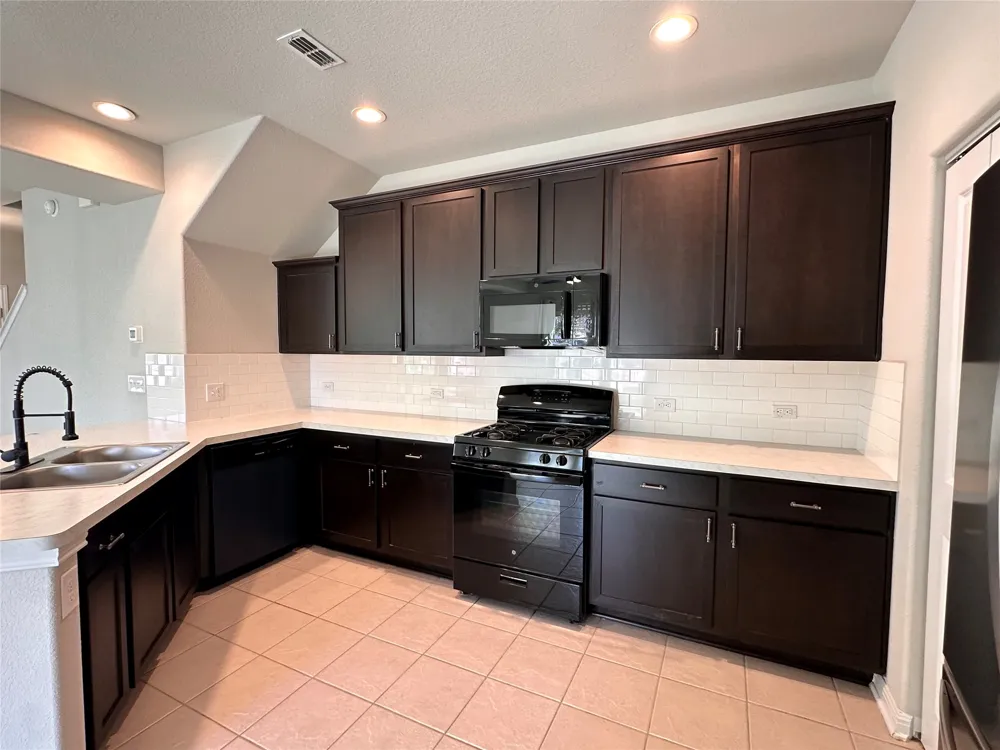 500 Ferrule Drive Kyle, TX 78640