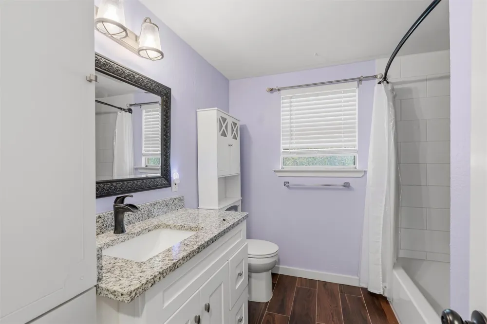 1003 Bugg Lane San Marcos, TX 78666
