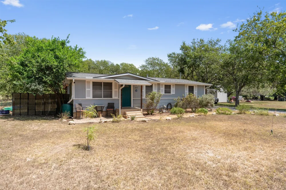 1003 Bugg Lane San Marcos, TX 78666
