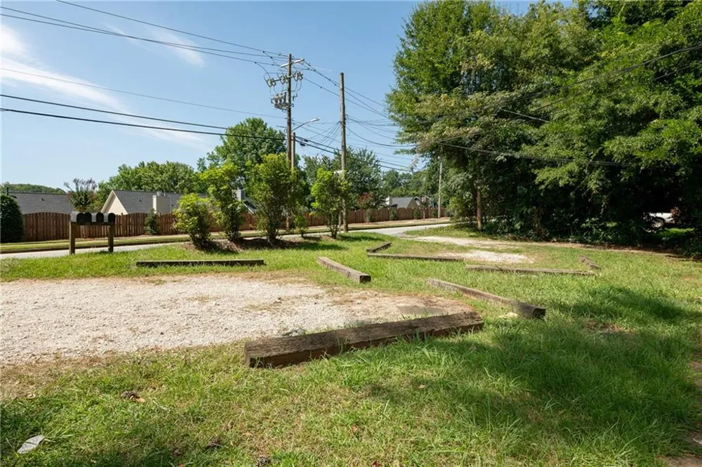 3454 Rockbridge Road #C Avondale Estates, GA 30002