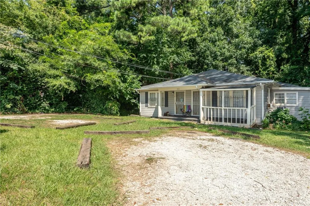 3454 Rockbridge Road #C Avondale Estates, GA 30002