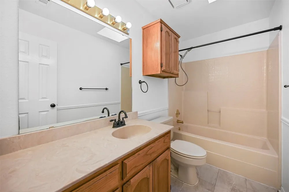 2114 Lattimore Street Denton, TX 76209