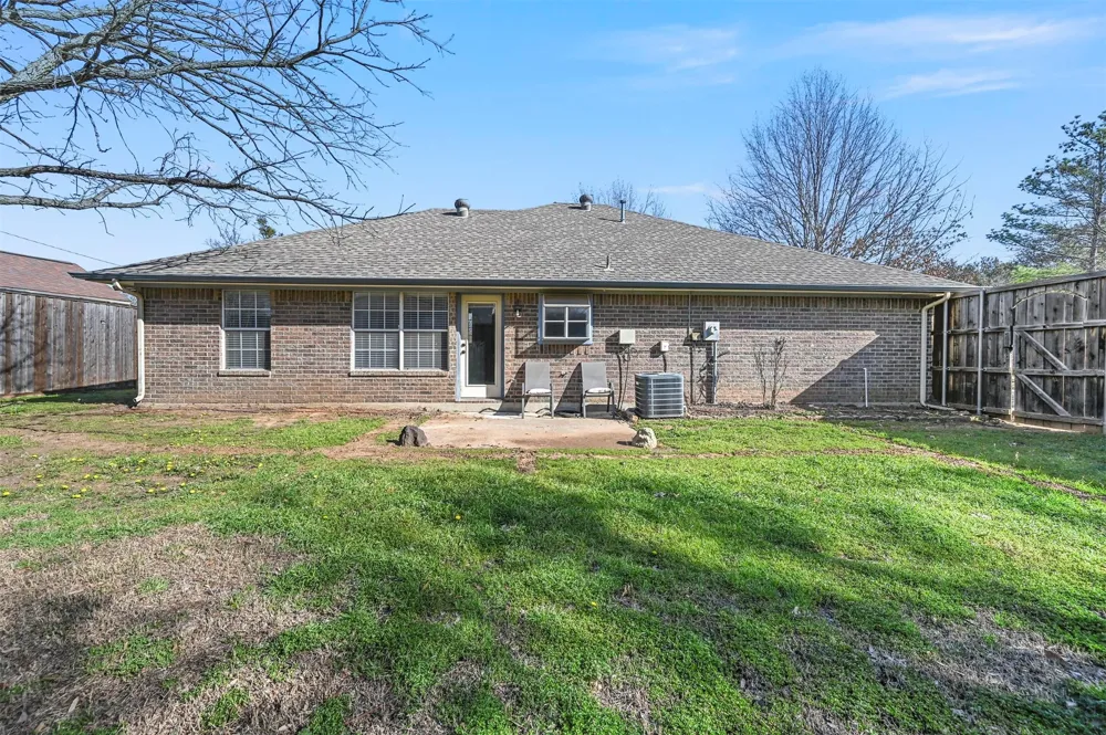 2114 Lattimore Street Denton, TX 76209