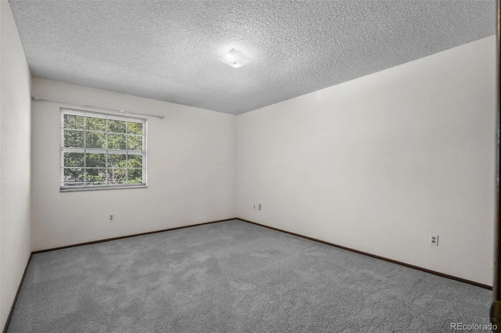 2724 S Xanadu Way Aurora, CO 80014