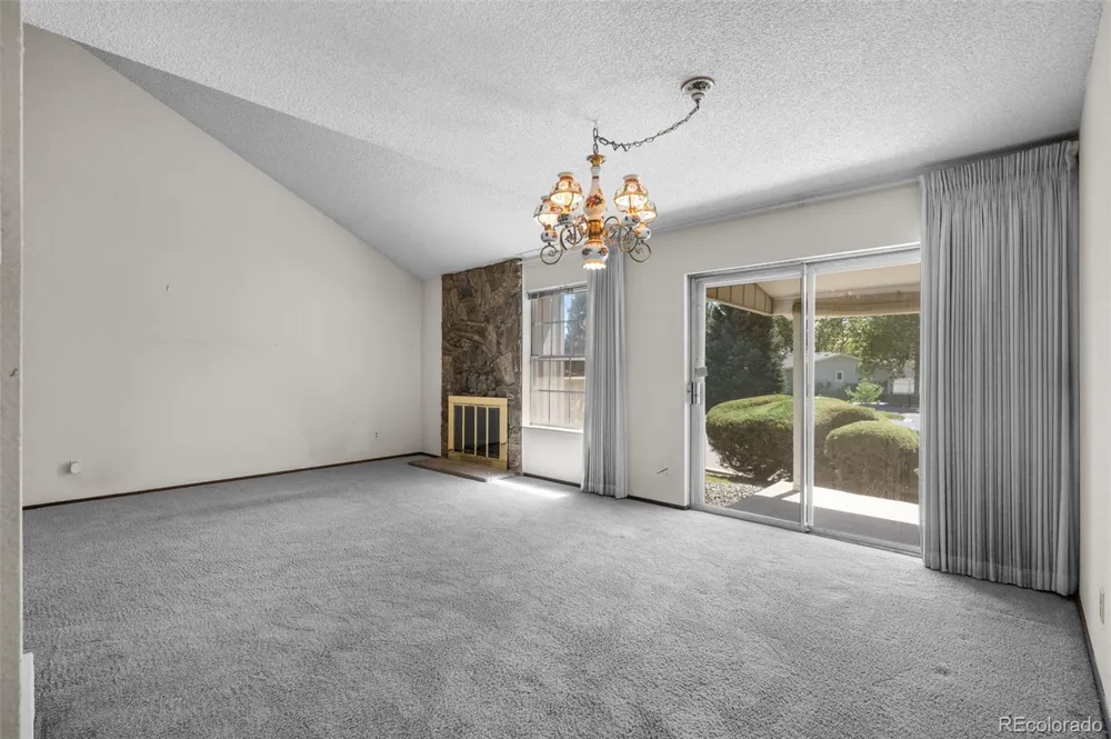 2724 S Xanadu Way Aurora, CO 80014
