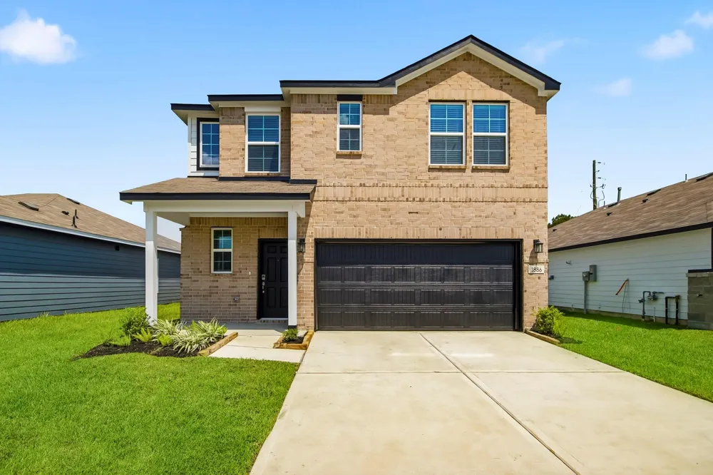 1886 Redwood Lane Dayton, TX 77535