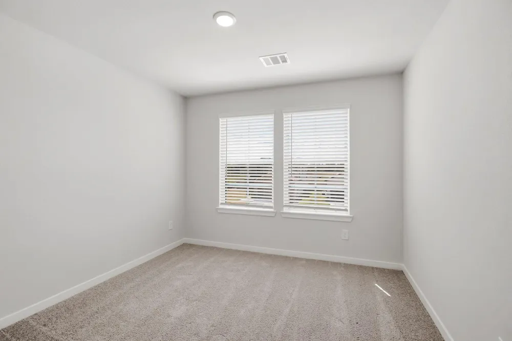 1886 Redwood Lane Dayton, TX 77535