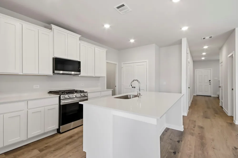 1886 Redwood Lane Dayton, TX 77535