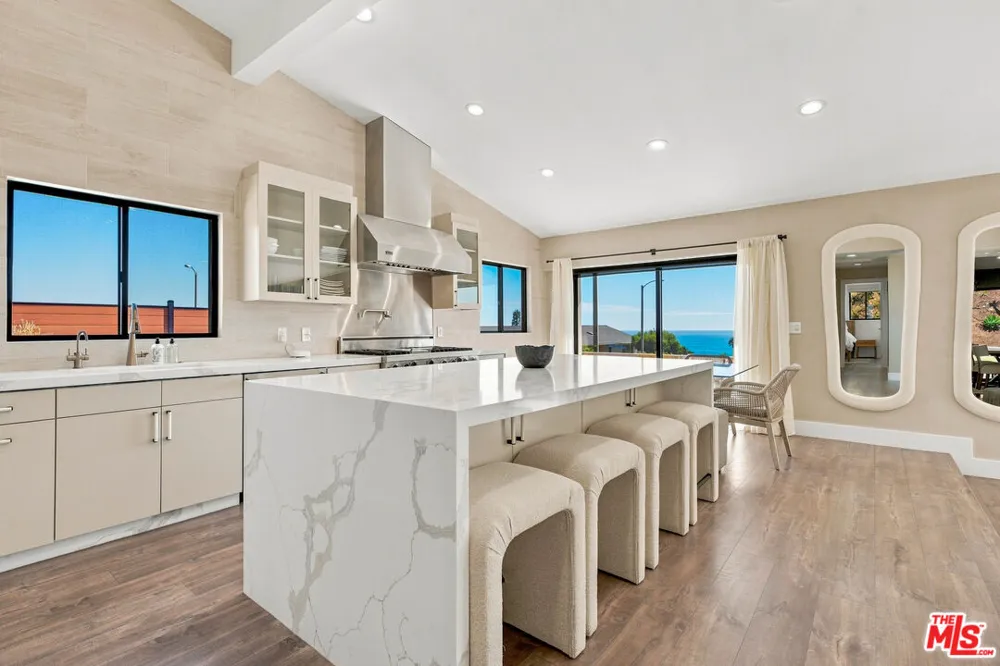 20345 Seaboard Road Malibu, CA 90265