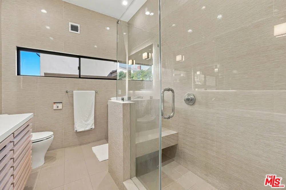 20345 Seaboard Road Malibu, CA 90265