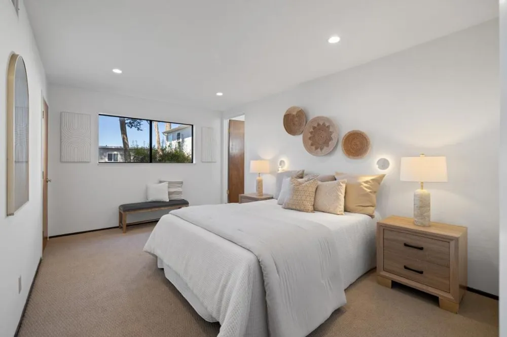 207 Beverly Place Pacifica, CA 94044