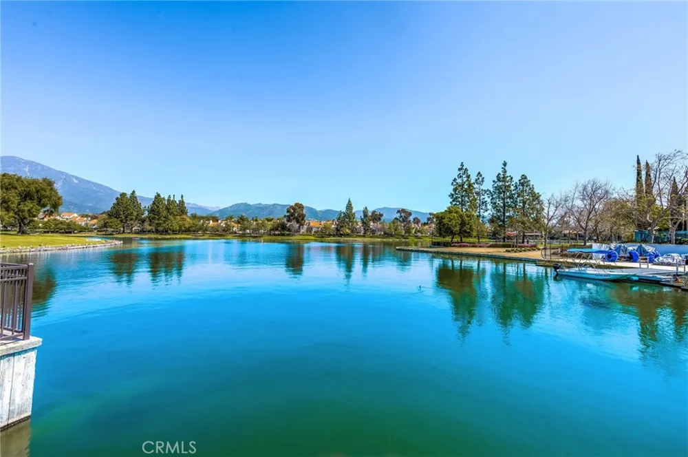 54 Via Contento Rancho Santa Margarita, CA 92688