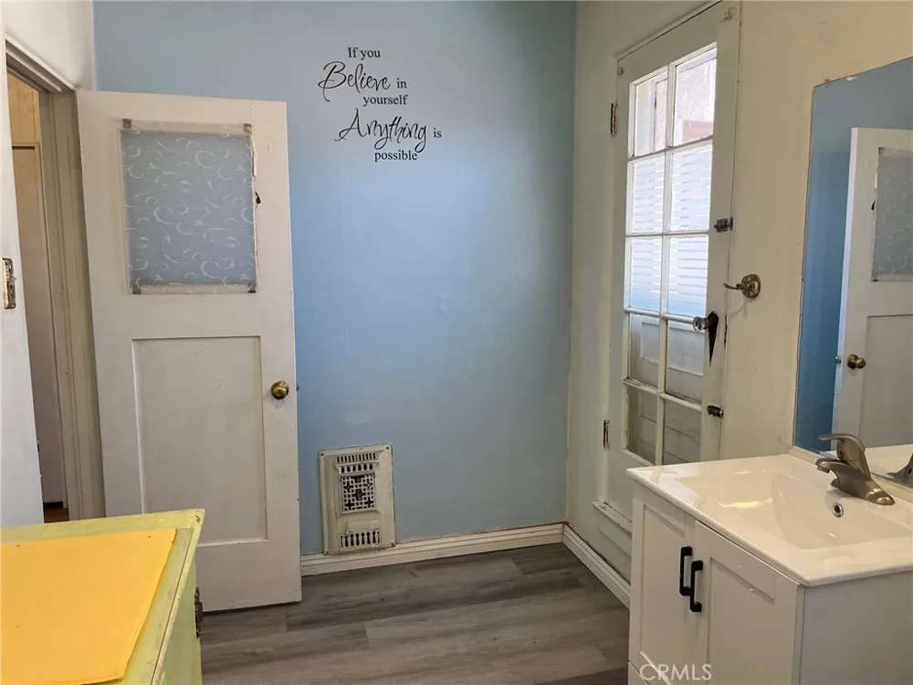 404 7th #F Colton, CA 92324