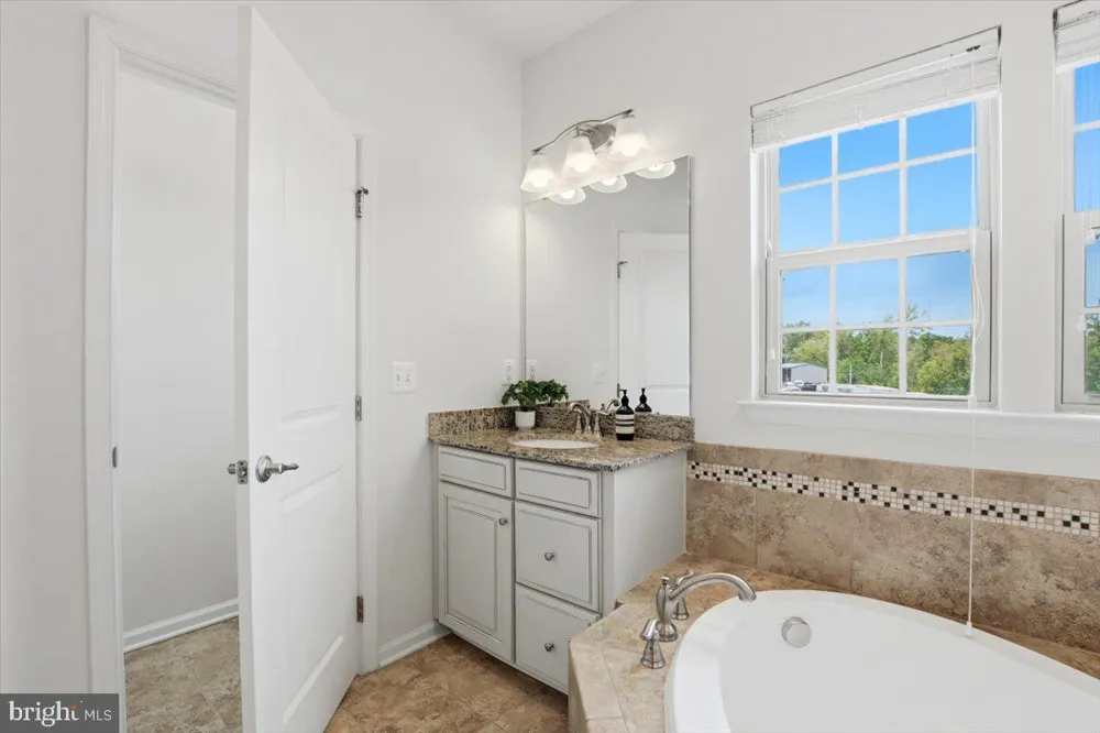 10102 DORSEY LANE Lanham, MD 20706