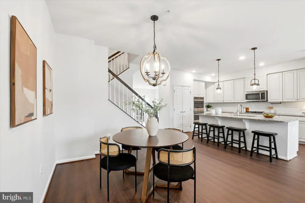 10102 DORSEY LANE Lanham, MD 20706