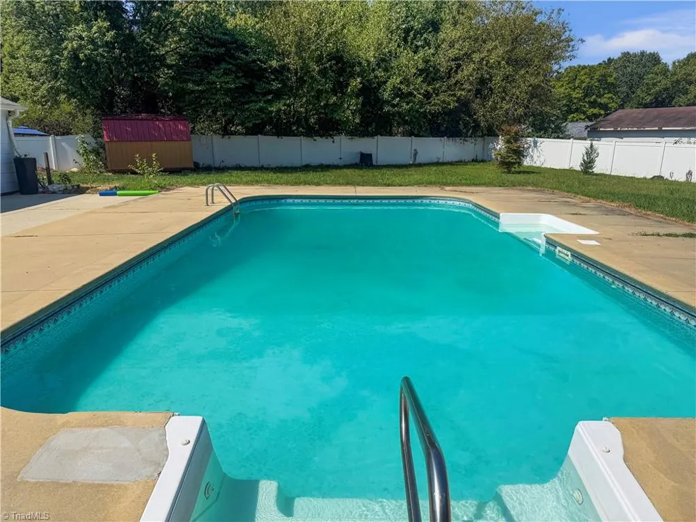 2 Cabot Court Greensboro, NC 27407