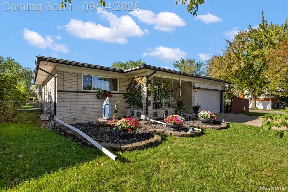 3516 Cero Drive Sterling Heights City, MI 48310