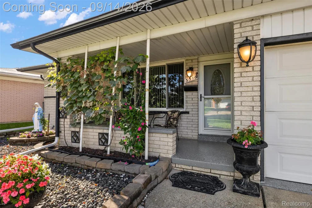 3516 Cero Drive Sterling Heights City, MI 48310