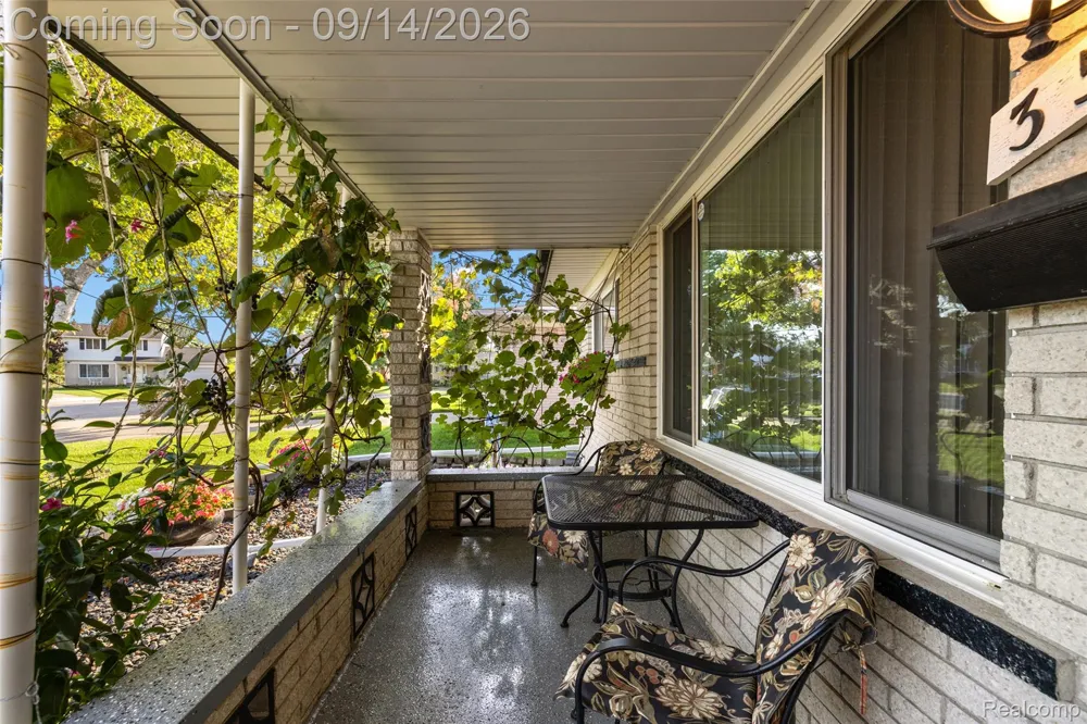3516 Cero Drive Sterling Heights City, MI 48310