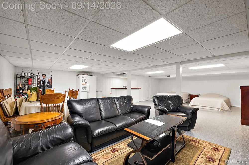 3516 Cero Drive Sterling Heights City, MI 48310