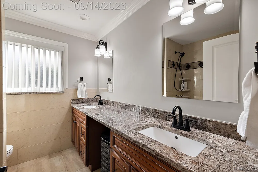 3516 Cero Drive Sterling Heights City, MI 48310