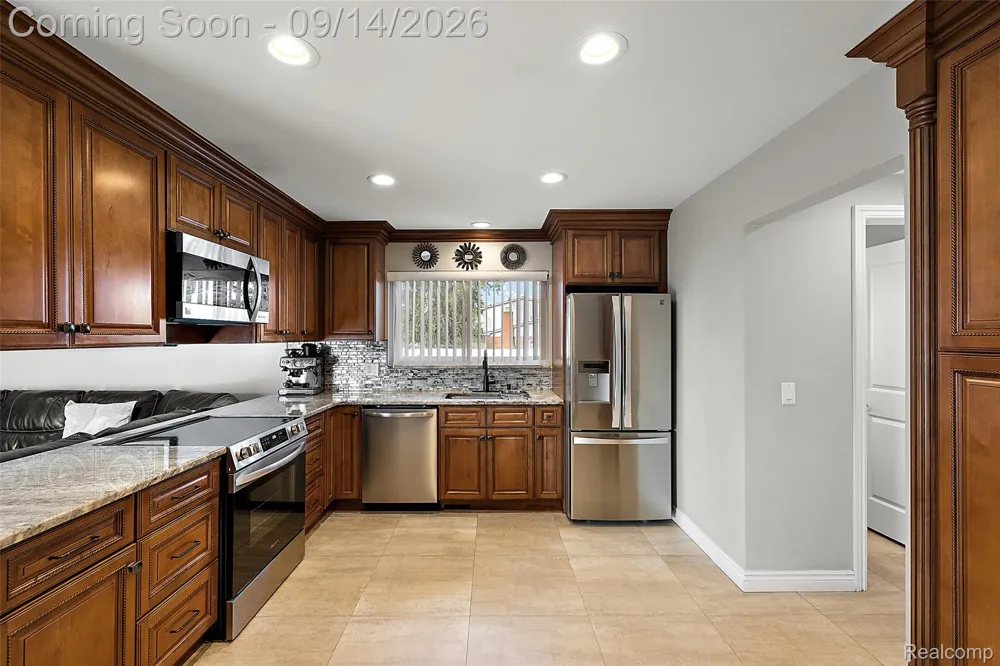 3516 Cero Drive Sterling Heights City, MI 48310