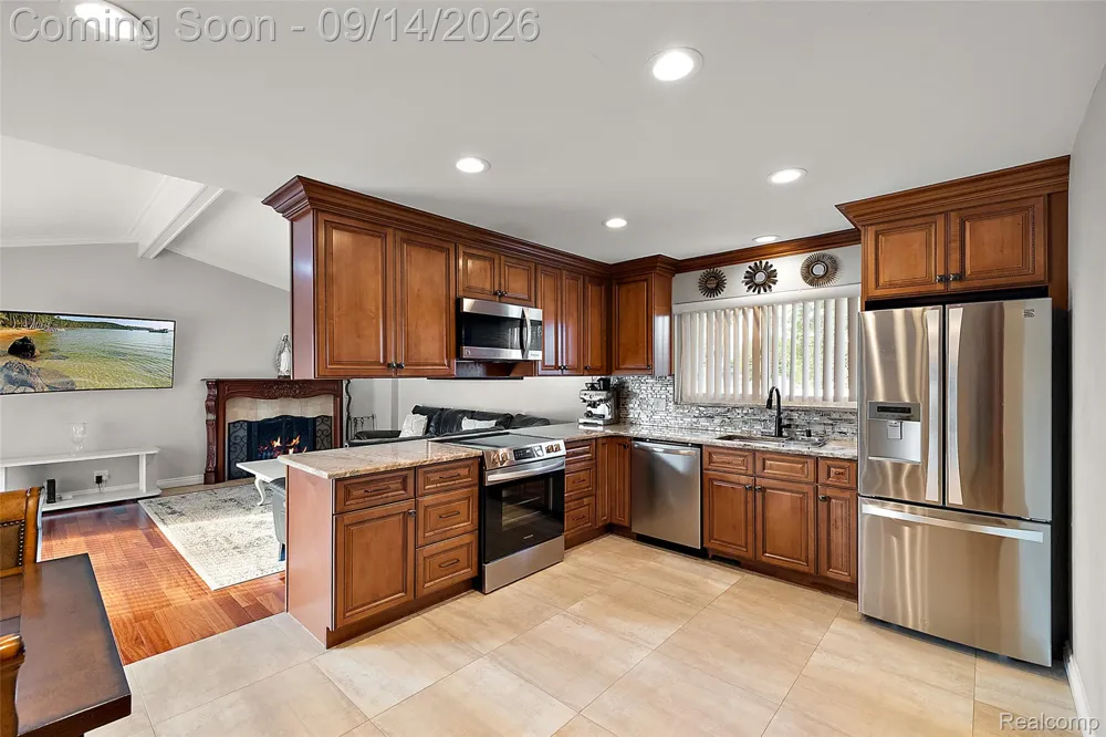 3516 Cero Drive Sterling Heights City, MI 48310
