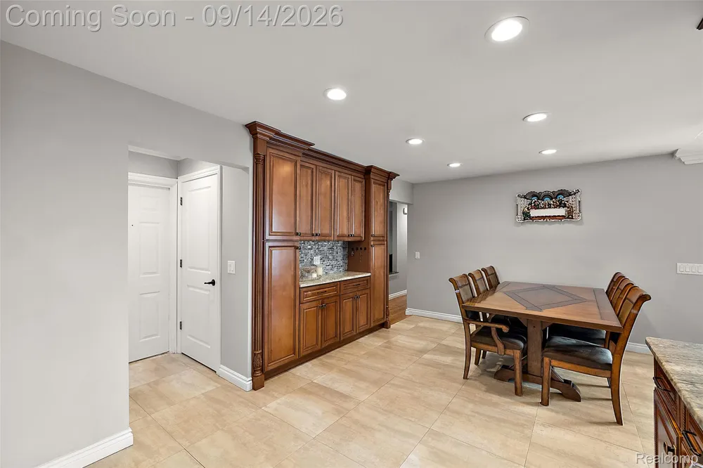 3516 Cero Drive Sterling Heights City, MI 48310