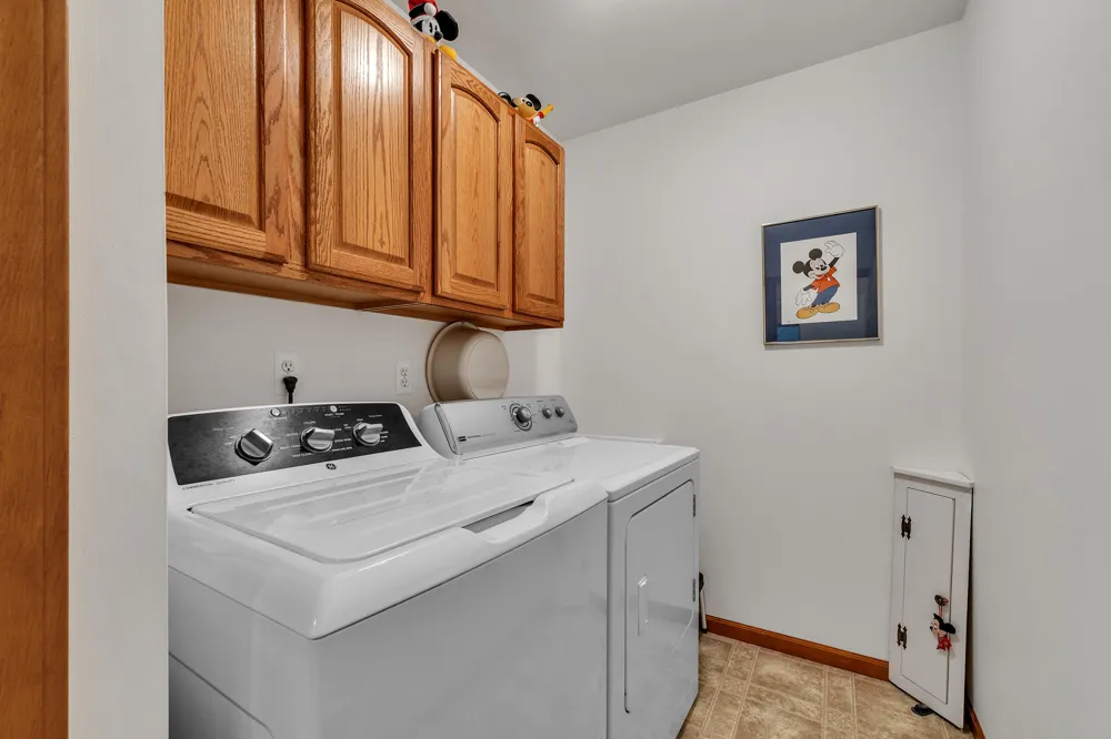 463 Cottonwood Lane Saline City, MI 48176